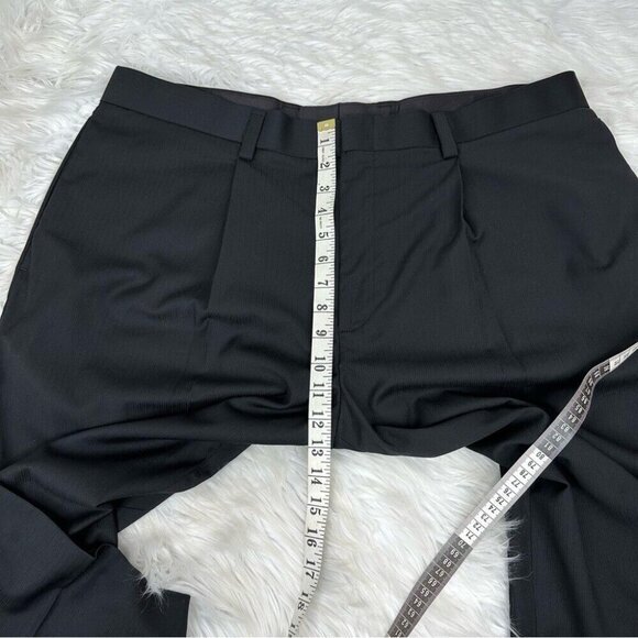 Kenneth Cole Reaction Men’s Black Striped Pleated Relaxed Career‎ Pants W40/L30 - Picture 10 of 13